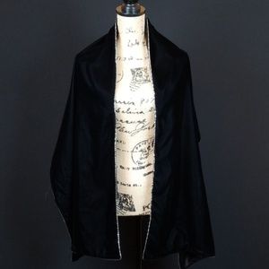 Halston evening gown velvet wrap 69 x 20 inches ko